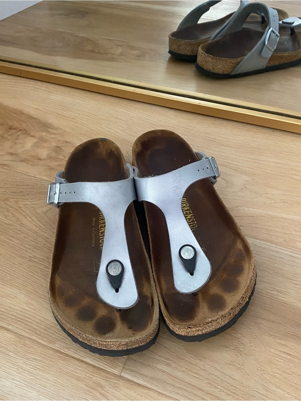Birkenstock Gizeh Silver Metallic Sandals